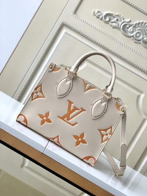 Cream Saffron Giant Monogram OnTheGo MM Louis Vuitton Messenger Bag For IPad Mini