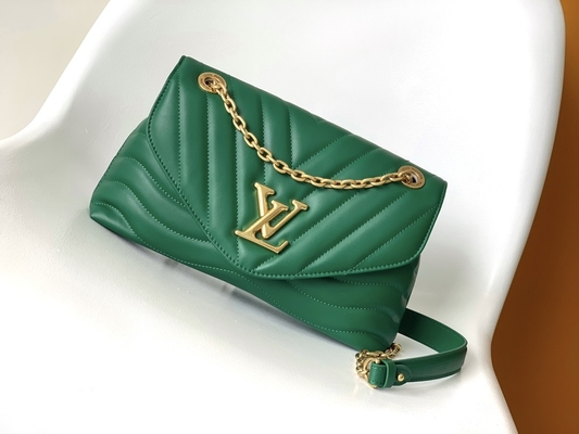 LV Preloved Branded Bag M58549 New Wave Chain Bag