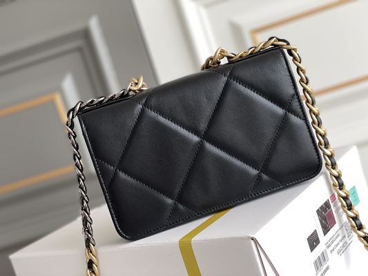 Lambskin Gold Preloved Branded Bag Chanel 19 Flap Bag Mini OEM