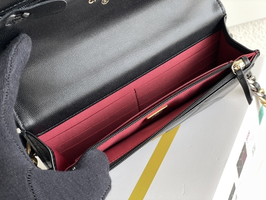 Lambskin Gold Preloved Branded Bag Chanel 19 Flap Bag Mini OEM