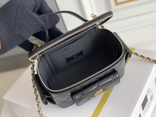 Lambskin Custom Branded Bags Chanel 22K Vanity Case Multi Pocket