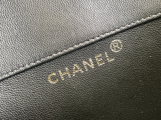 Chanel Leather Flap Designer Brand Backpack 1994-1996 Diamond Quilted For Women