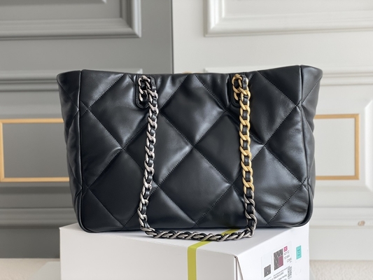 Casual Lambskin Chanel Classic Lambskin Bag Plain Party Office Style