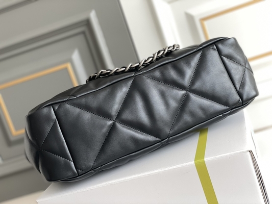 Casual Lambskin Chanel Classic Lambskin Bag Plain Party Office Style