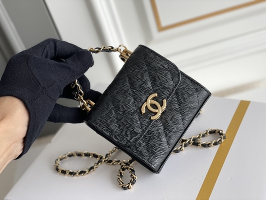 Classic Gold Double C Grain Leather Chanel 2way Bag AP3020