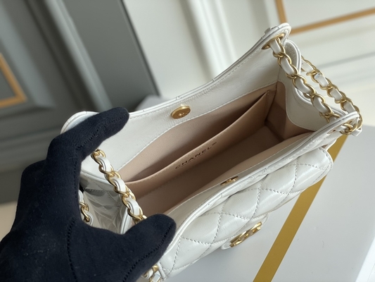 Classic White Calfskin Preloved Branded Bag Chain Chanel 2023 Cruise Bags