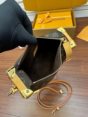 Brown Presbyopic Canvas Louis Vuitton LV Side Trunk Monogram PM Bag Suitcase