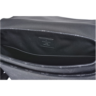 OEM Cowhide Branded Shoulder Bag Mens Louis Vuitton District PM Messenger Style