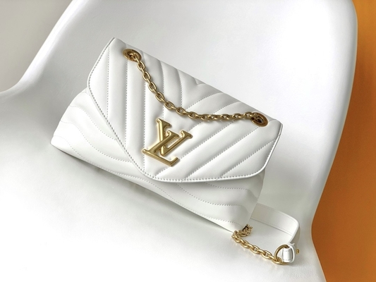 LV Preloved Branded Bag M58549 New Wave Chain Bag