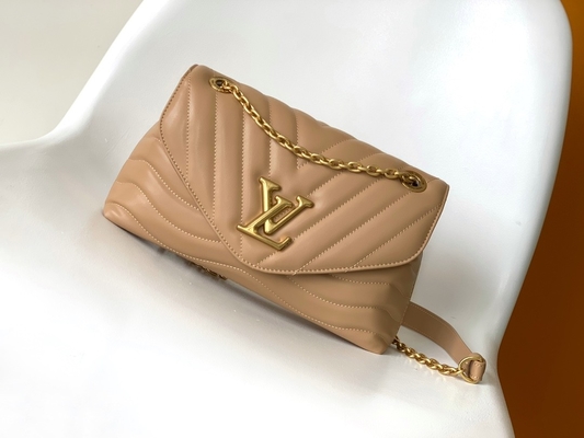 LV Preloved Branded Bag M58549 New Wave Chain Bag