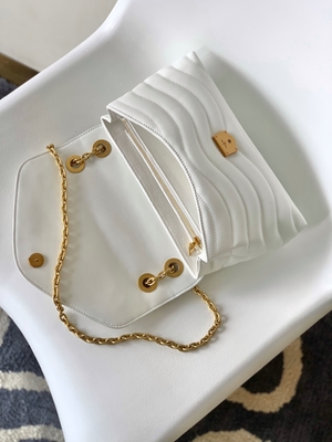 LV Preloved Branded Bag M58549 New Wave Chain Bag