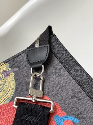 LV X YK Mini Designer Purses Louis Vuitton Pochette Voyage Pumpkin Print Gaston Wearable Wallet