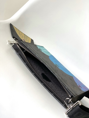 LV X YK Mini Designer Purses Louis Vuitton Pochette Voyage Pumpkin Print Gaston Wearable Wallet