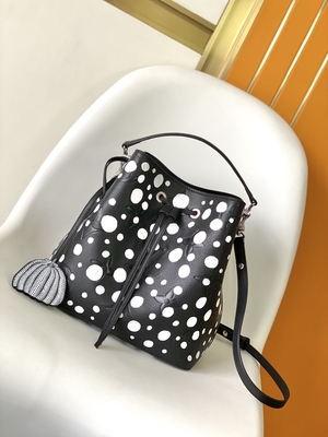 Ladies White Black NéOnoé MM Louis Vuitton Yayoi Kusama Handbag