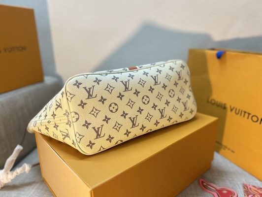 Womens Louis Vuitton Preloved Branded Bag Neverfull Monogram Beige Handbag