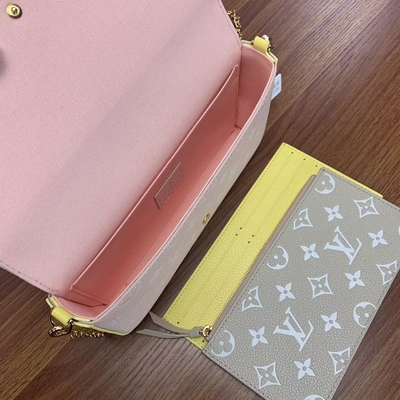 White Pochette Felicie LV Bag Spring In The City Monogram Empreinte