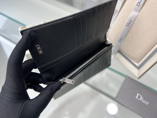 Embossed Vertical CD Christian Dior Mens Wallet Diamond Zippered