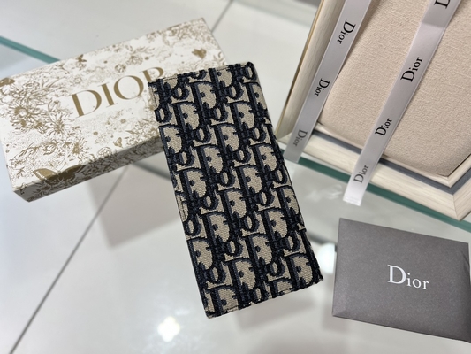 Embossed Vertical CD Christian Dior Mens Wallet Diamond Zippered