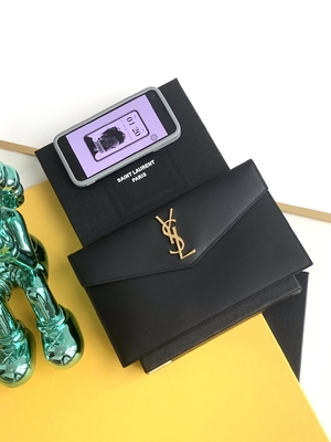 Embossed Saint Laurent Preloved Branded Bag Uptown Leather Clutch Grain De Poudre