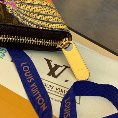 Unisex Canvas LV Sarah Monogram Wallet Damier Collaboration Leather