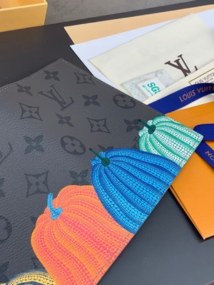Louis Vuitton LV X YK Mini Designer Purses Pocket Organizer Black Pumpkin Print