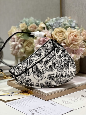 Women Embroidery Dior Saddle Sling Bag Patchwork 25cm With 3 Interior Pockets