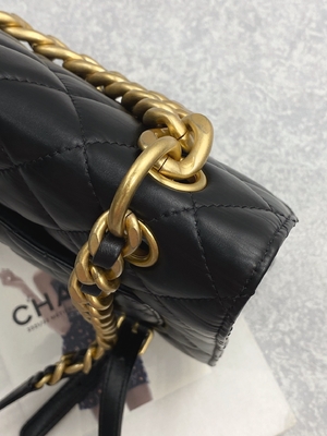2023 SS Chanel Woc Zipper Clutch bag Casual Street Style