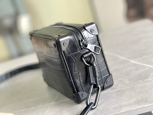 Crocodilien Matte Black Louis Vuitton LV Soft Trunk Mini Small Patent Leather