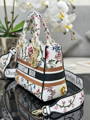 Multicolor Petites Fleurs Custom Branded Bags Dior Medium D Lite Bag
